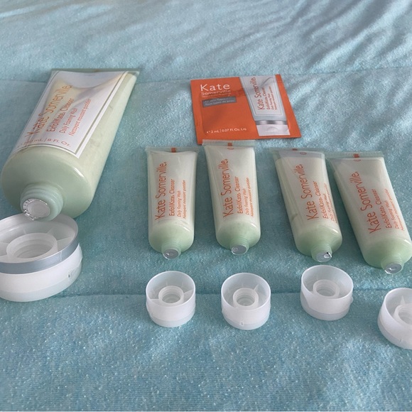 Kate Somerville Daily Foaming Wash - Picture 9 of 16